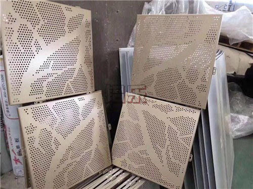 双曲铝单板厂家哪儿好？如何购买优秀双曲铝单板？